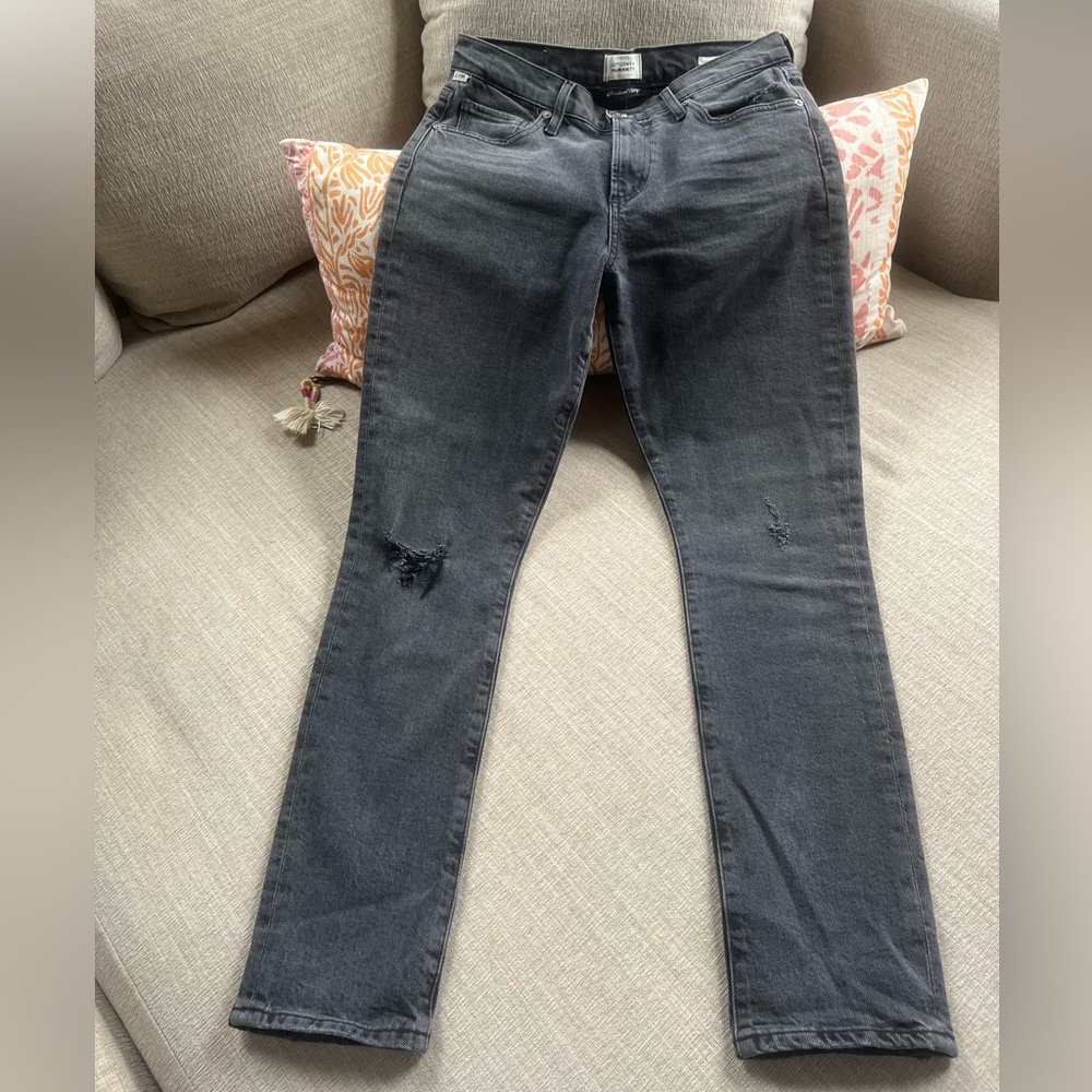 Citizens of Humanity Premium Vintage Skyla Black Washed Jeans. Women’s Size: 26.